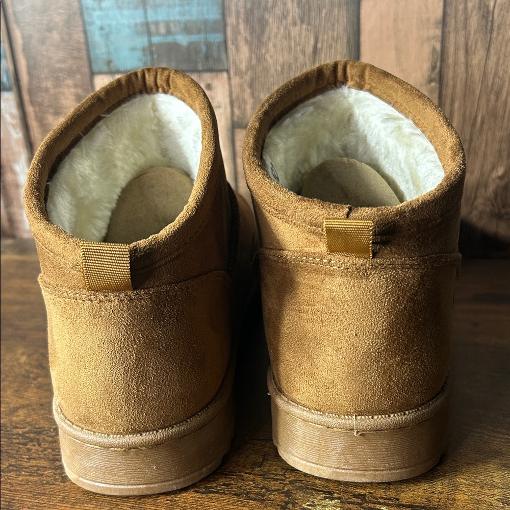 SO Chestnut Brown Faux-Suede Cozy Ankle Boots with Cream Fleece Lining - Picture 6 of 16